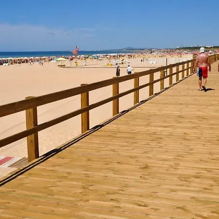 Beach & Sea View *